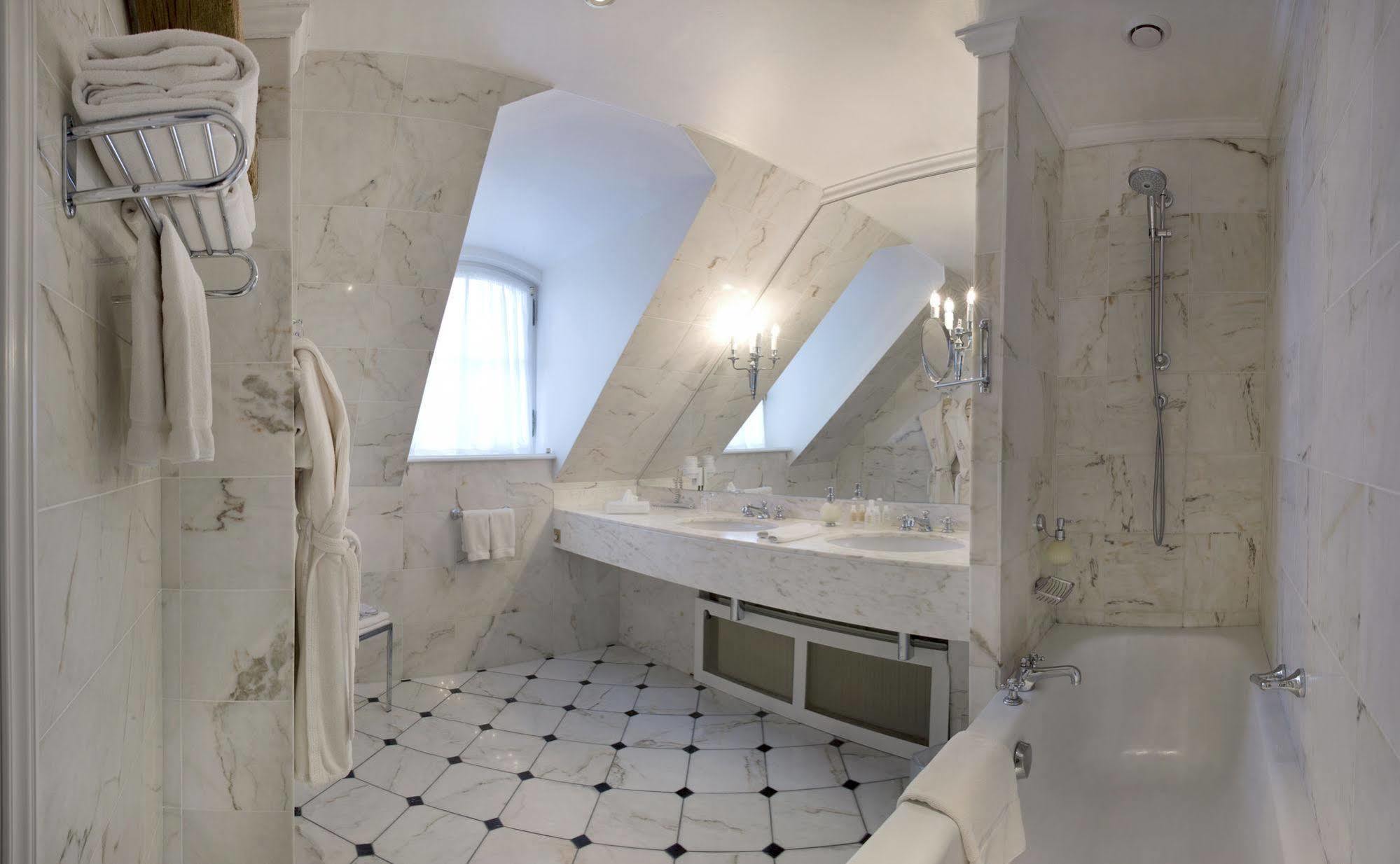 Chateau Du Petit Musigny A Chambolle ภายนอก รูปภาพ